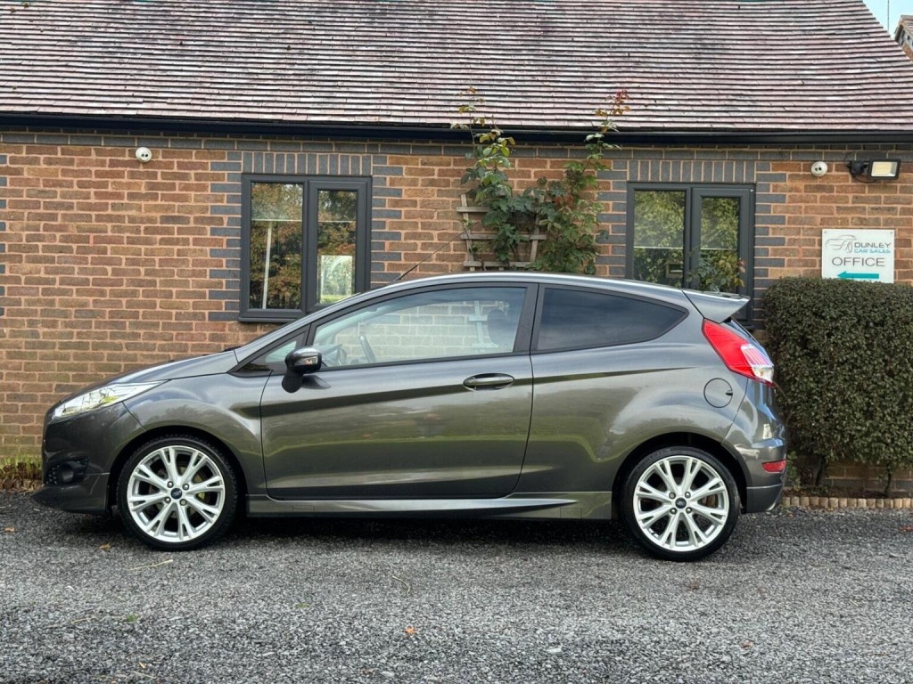 FORD FIESTA 1.0T EcoBoost Zetec S Euro 6 (s/s) 3dr 2015