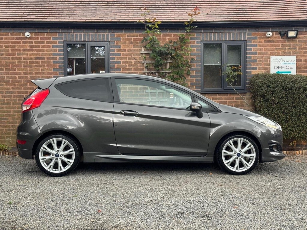 FORD FIESTA 1.0T EcoBoost Zetec S Euro 6 (s/s) 3dr 2015