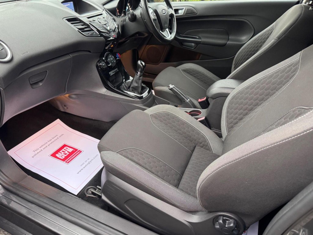 FORD FIESTA 1.0T EcoBoost Zetec S Euro 6 (s/s) 3dr 2015