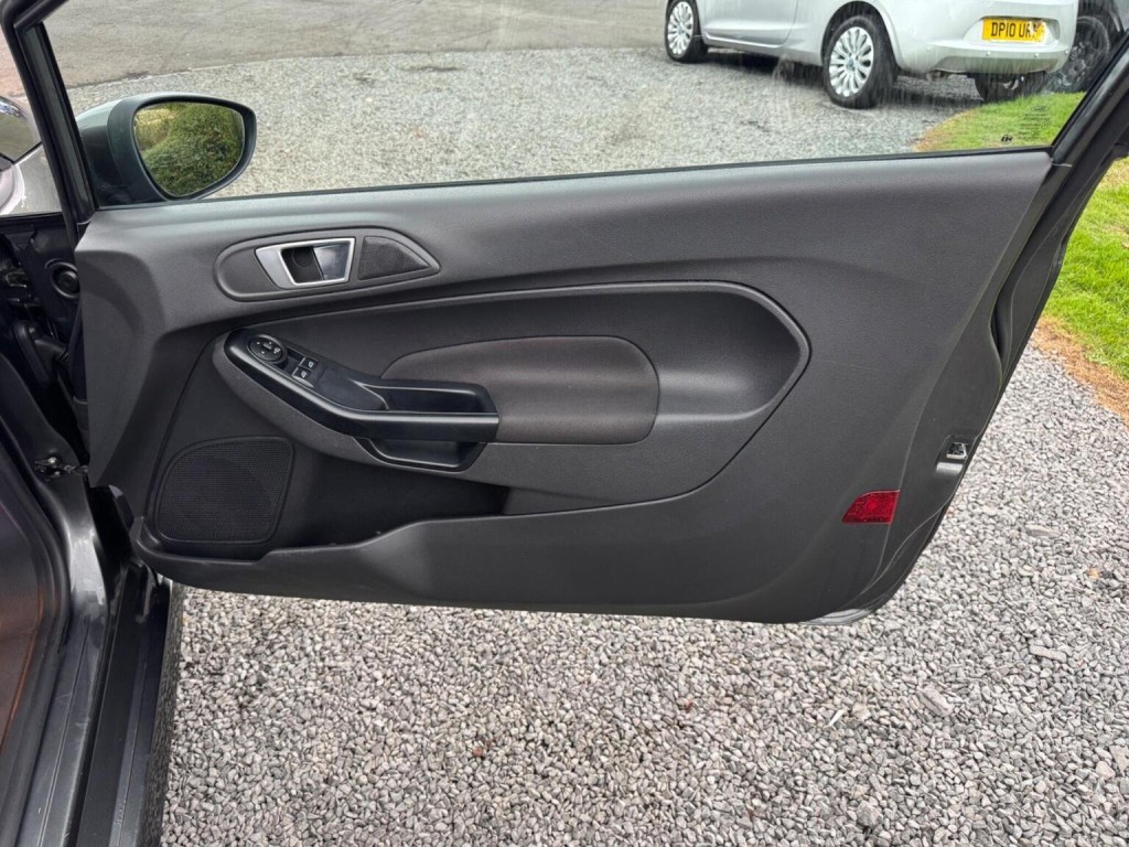 FORD FIESTA 1.0T EcoBoost Zetec S Euro 6 (s/s) 3dr 2015
