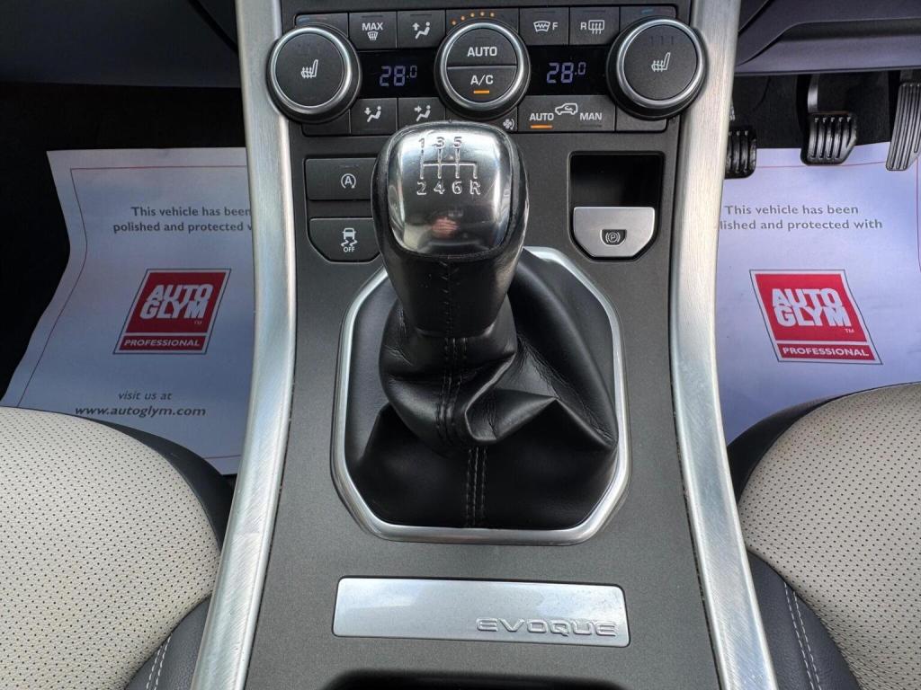 LAND ROVER RANGE ROVER EVOQUE 2.0 eD4 SE Tech FWD Euro 6 (s/s) 3dr 2016