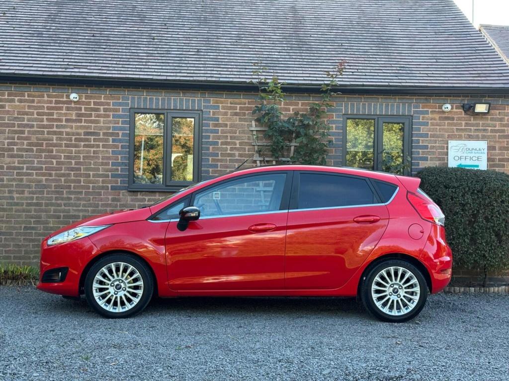 FORD FIESTA 1.0T EcoBoost Titanium Euro 5 (s/s) 5dr 2014