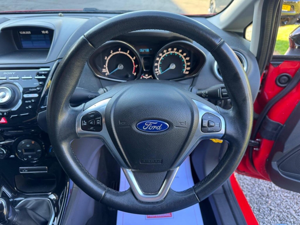 FORD FIESTA 1.0T EcoBoost Titanium Euro 5 (s/s) 5dr 2014
