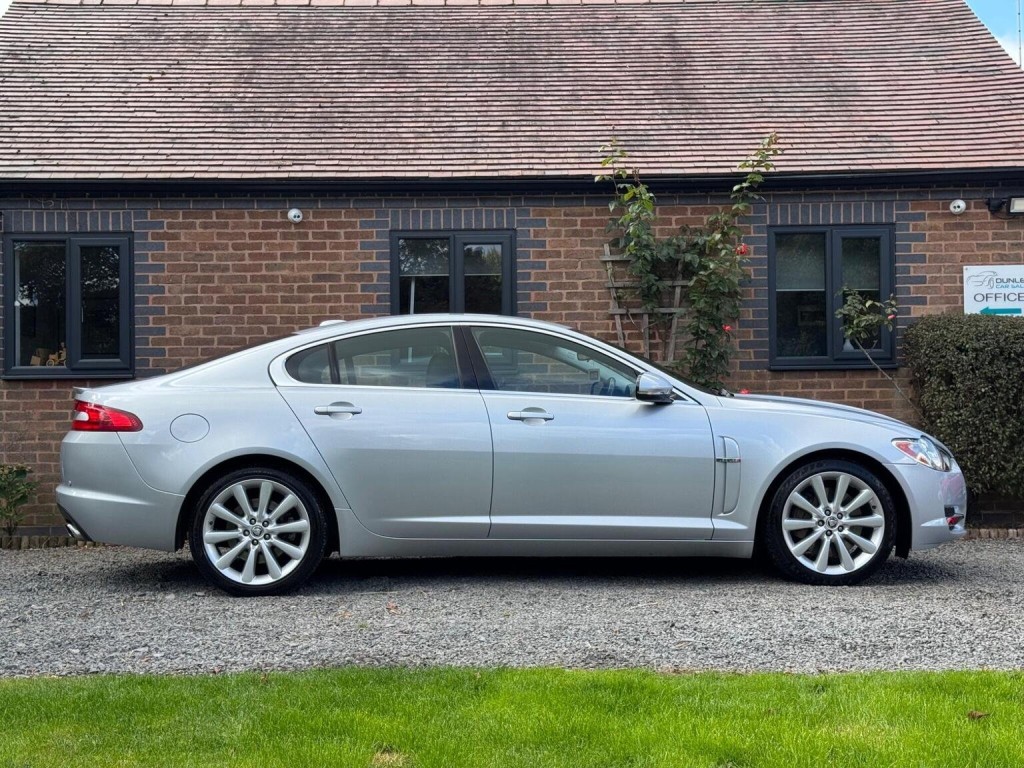 JAGUAR XF 3.0d S V6 Luxury Auto Euro 5 4dr 2010