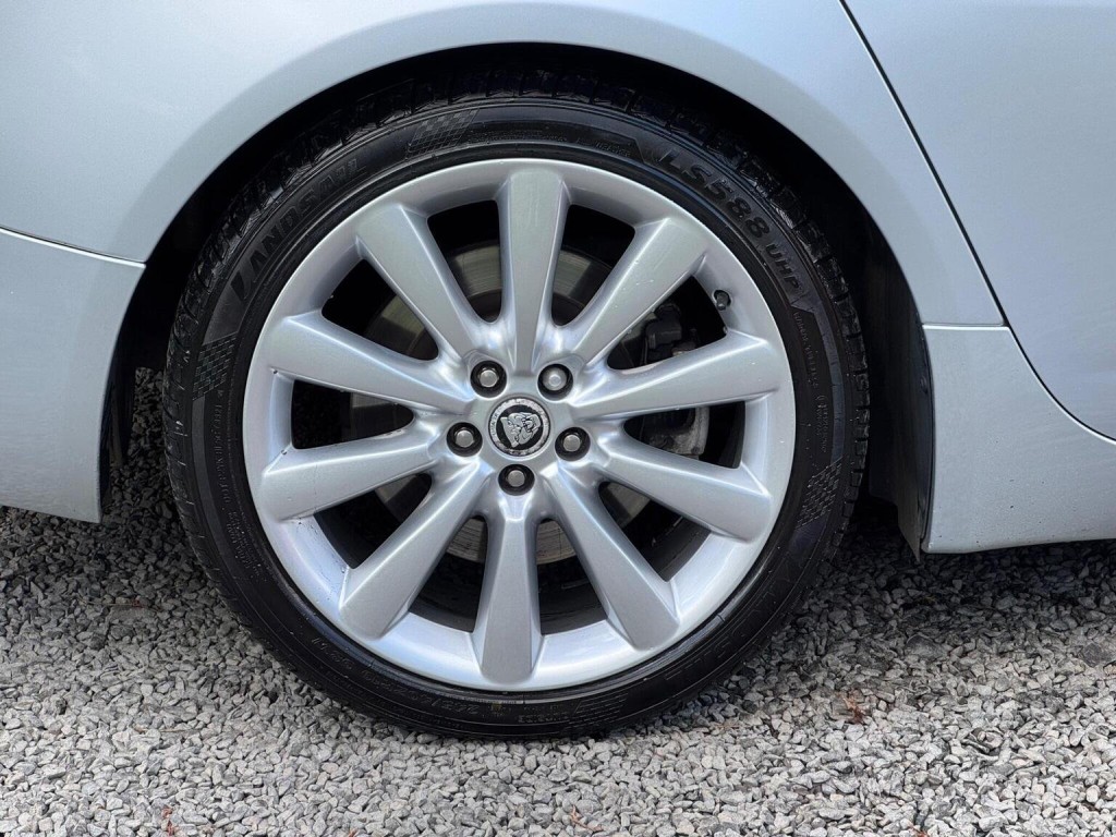 JAGUAR XF 3.0d S V6 Luxury Auto Euro 5 4dr 2010