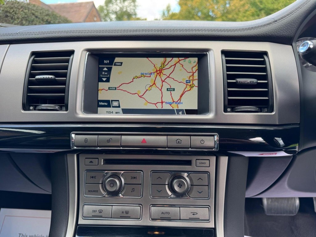 JAGUAR XF 3.0d S V6 Luxury Auto Euro 5 4dr 2010