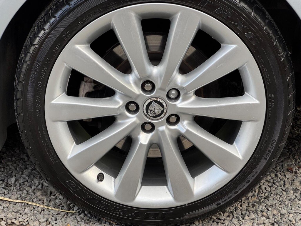 JAGUAR XF 3.0d S V6 Luxury Auto Euro 5 4dr 2010