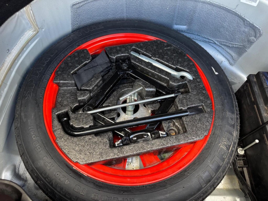 JAGUAR XF 3.0d S V6 Luxury Auto Euro 5 4dr 2010