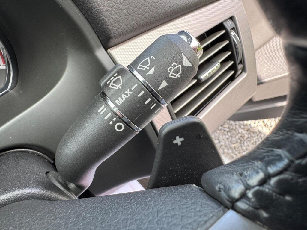 JAGUAR XF 3.0d S V6 Luxury Auto Euro 5 4dr 2010