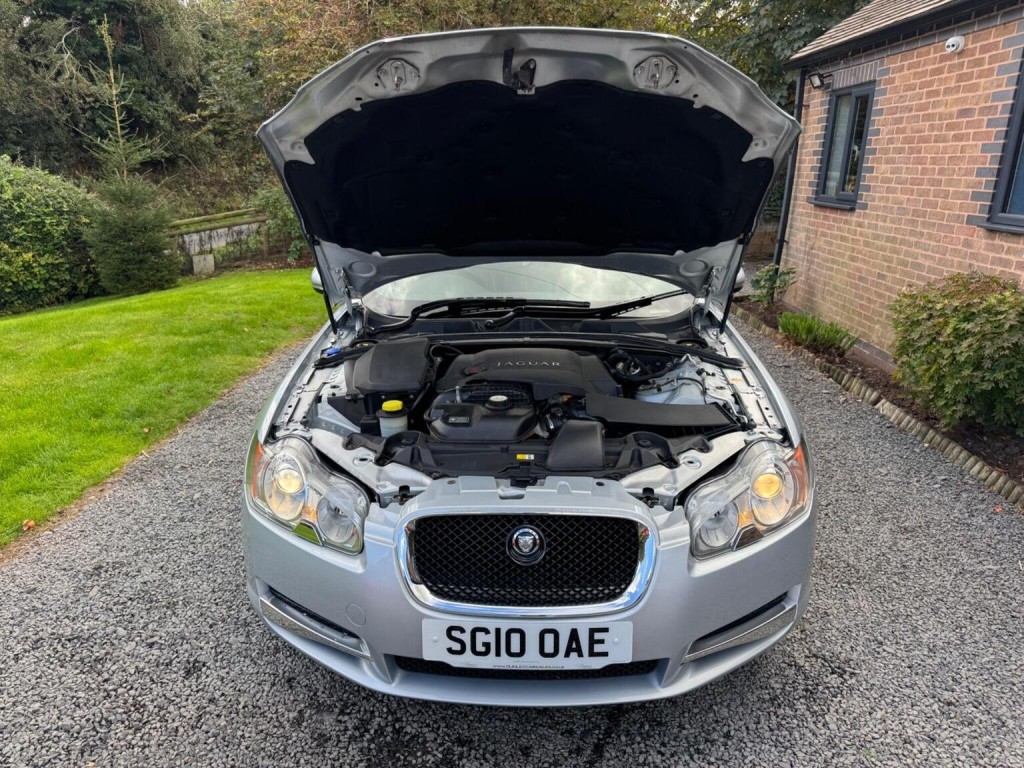 JAGUAR XF 3.0d S V6 Luxury Auto Euro 5 4dr 2010