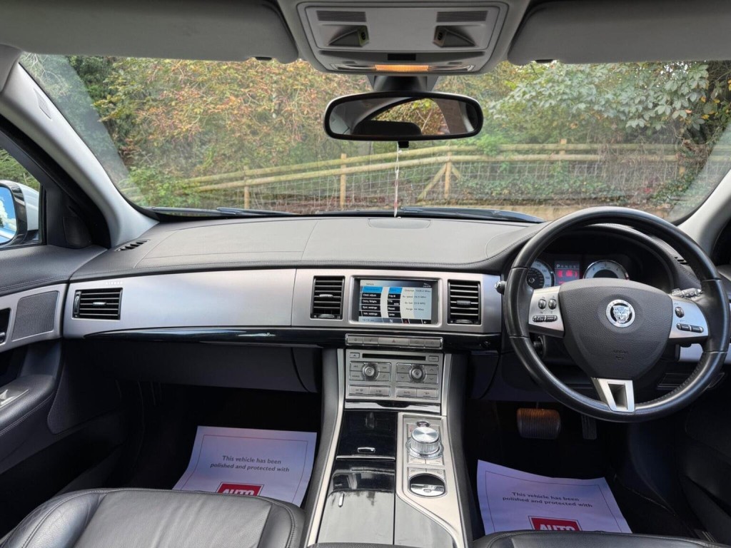 JAGUAR XF 3.0d S V6 Luxury Auto Euro 5 4dr 2010
