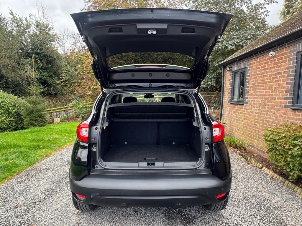 RENAULT CAPTUR 0.9 TCe ENERGY Dynamique S MediaNav Euro 5 (s/s) 5dr 2014