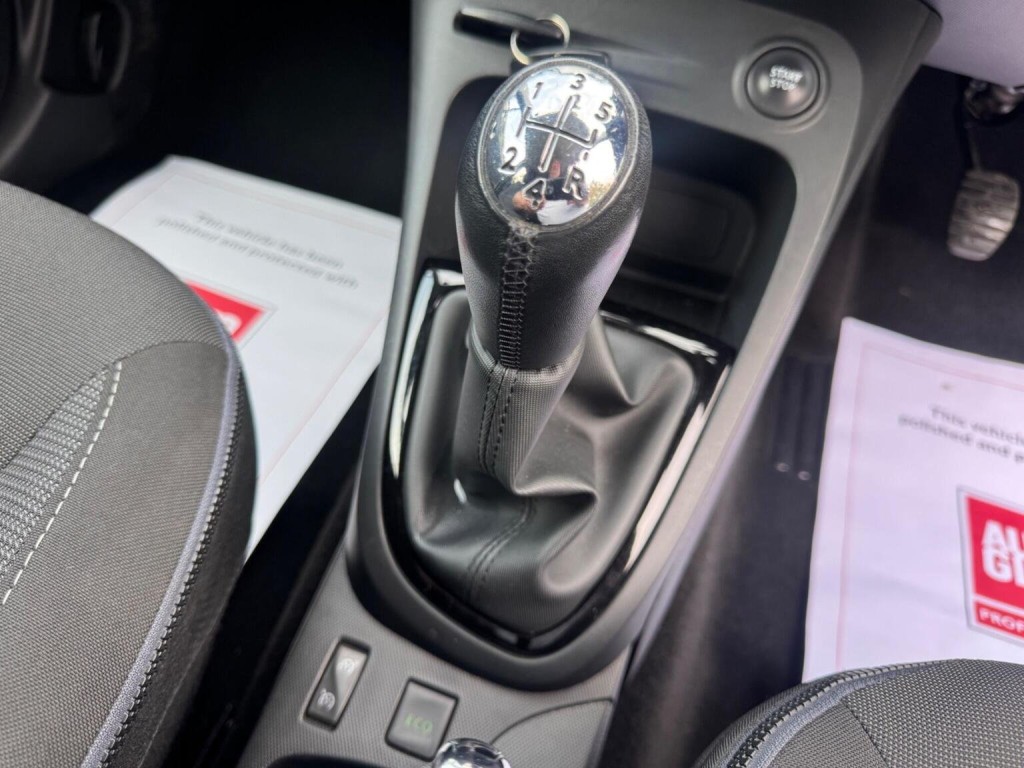 RENAULT CAPTUR 0.9 TCe ENERGY Dynamique S MediaNav Euro 5 (s/s) 5dr 2014