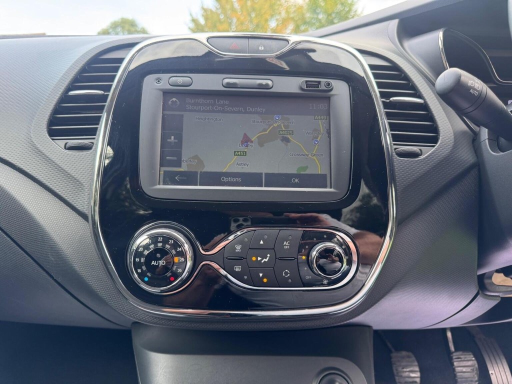 RENAULT CAPTUR 0.9 TCe ENERGY Dynamique S MediaNav Euro 5 (s/s) 5dr 2014