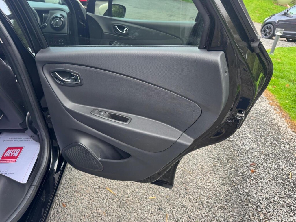 RENAULT CAPTUR 0.9 TCe ENERGY Dynamique S MediaNav Euro 5 (s/s) 5dr 2014