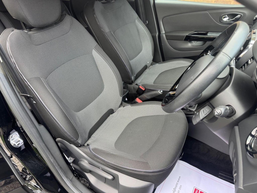 RENAULT CAPTUR 0.9 TCe ENERGY Dynamique S MediaNav Euro 5 (s/s) 5dr 2014