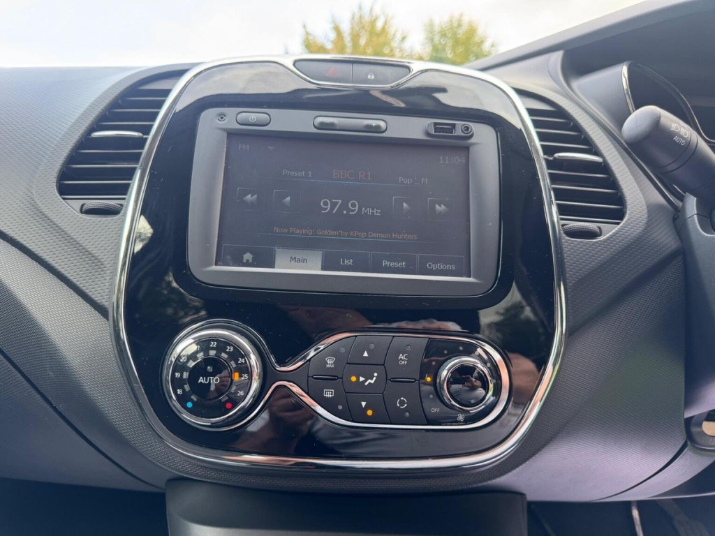 RENAULT CAPTUR 0.9 TCe ENERGY Dynamique S MediaNav Euro 5 (s/s) 5dr 2014