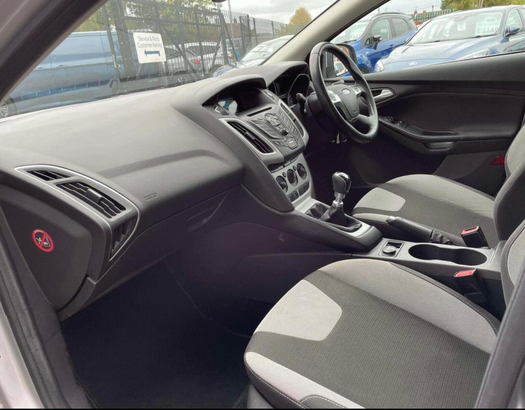 FORD FOCUS 1.0T EcoBoost Zetec Euro 5 (s/s) 5dr 2014