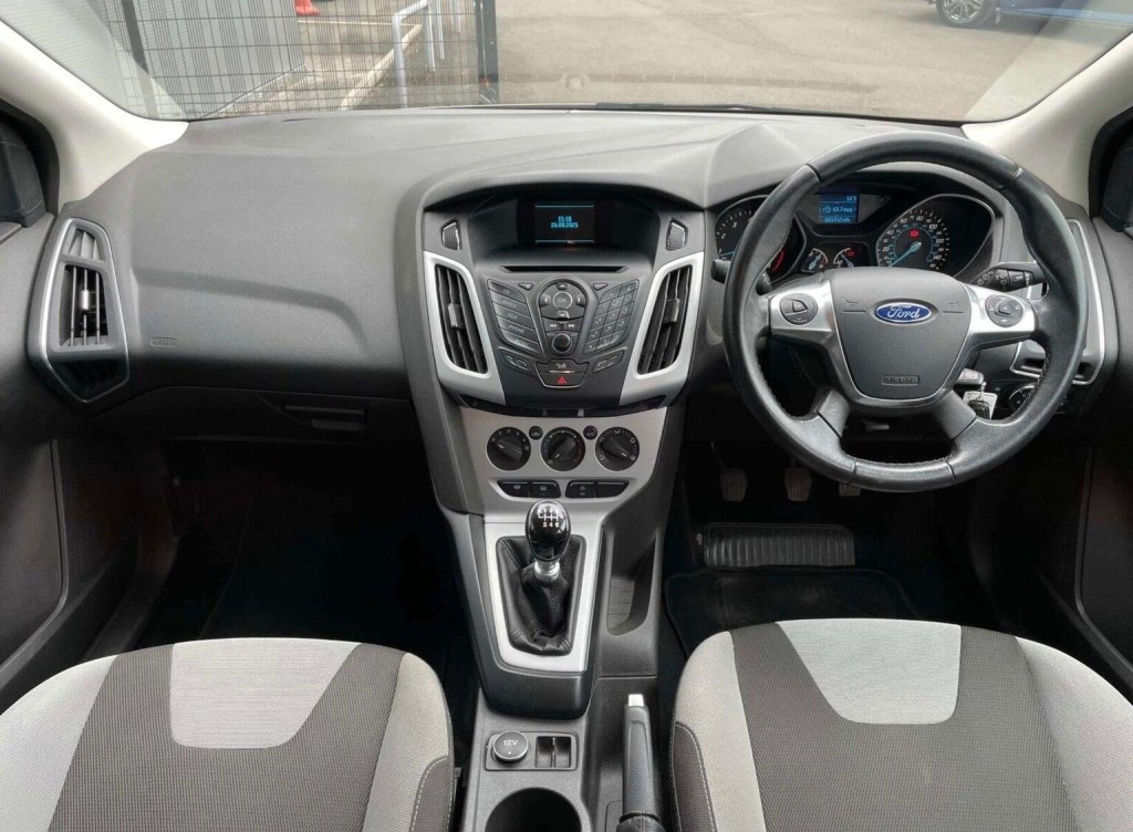 FORD FOCUS 1.0T EcoBoost Zetec Euro 5 (s/s) 5dr 2014