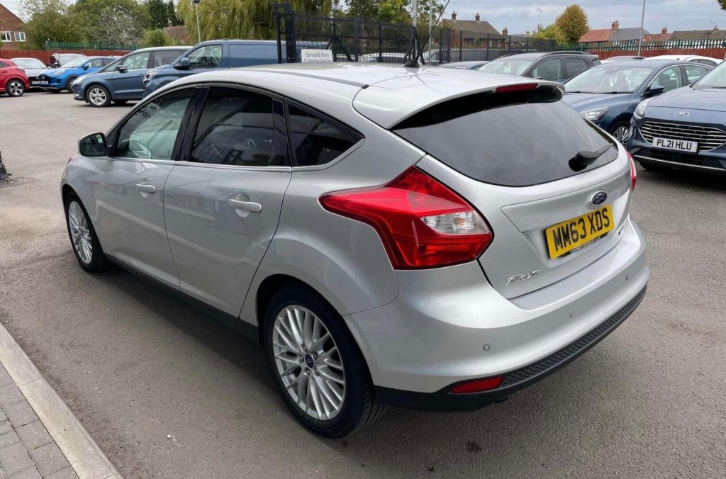 FORD FOCUS 1.0T EcoBoost Zetec Euro 5 (s/s) 5dr 2014