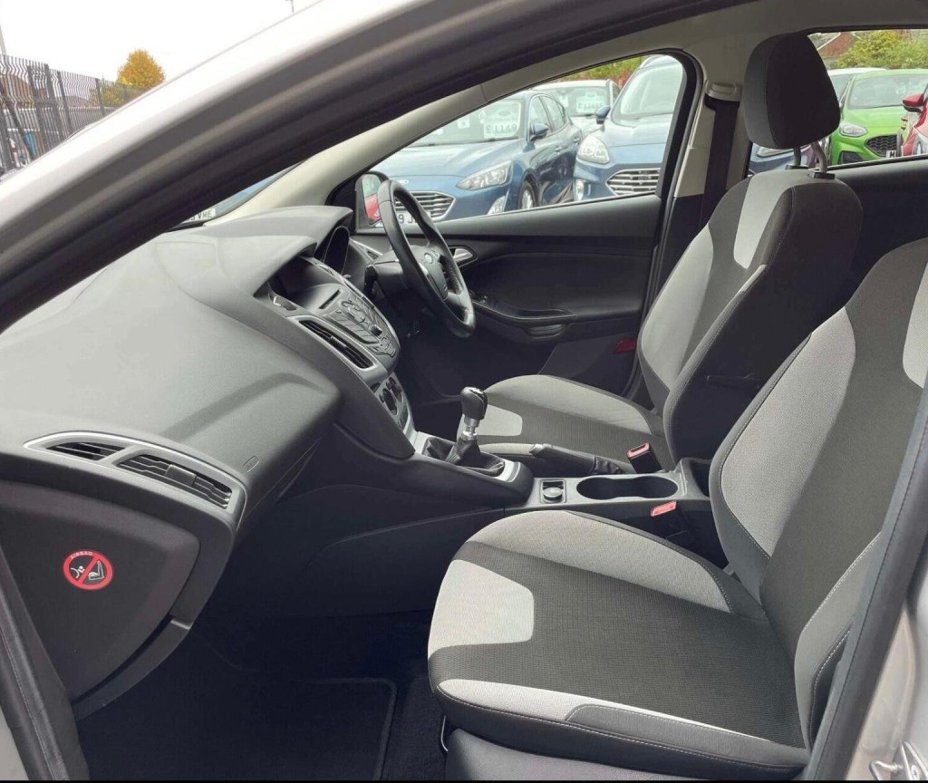 FORD FOCUS 1.0T EcoBoost Zetec Euro 5 (s/s) 5dr 2014