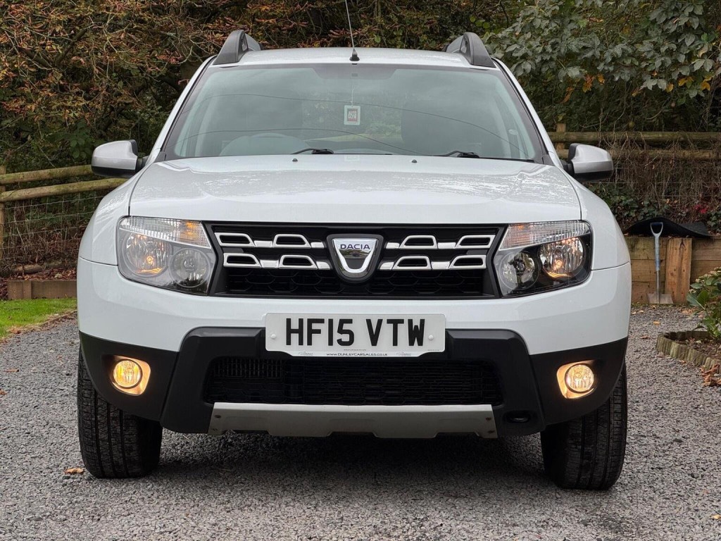 DACIA DUSTER 1.5 dCi Laureate 4WD Euro 5 5dr 2015
