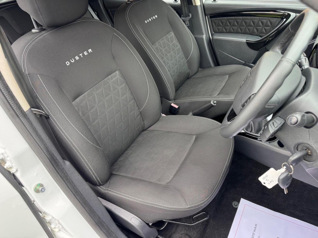 DACIA DUSTER 1.5 dCi Laureate 4WD Euro 5 5dr 2015