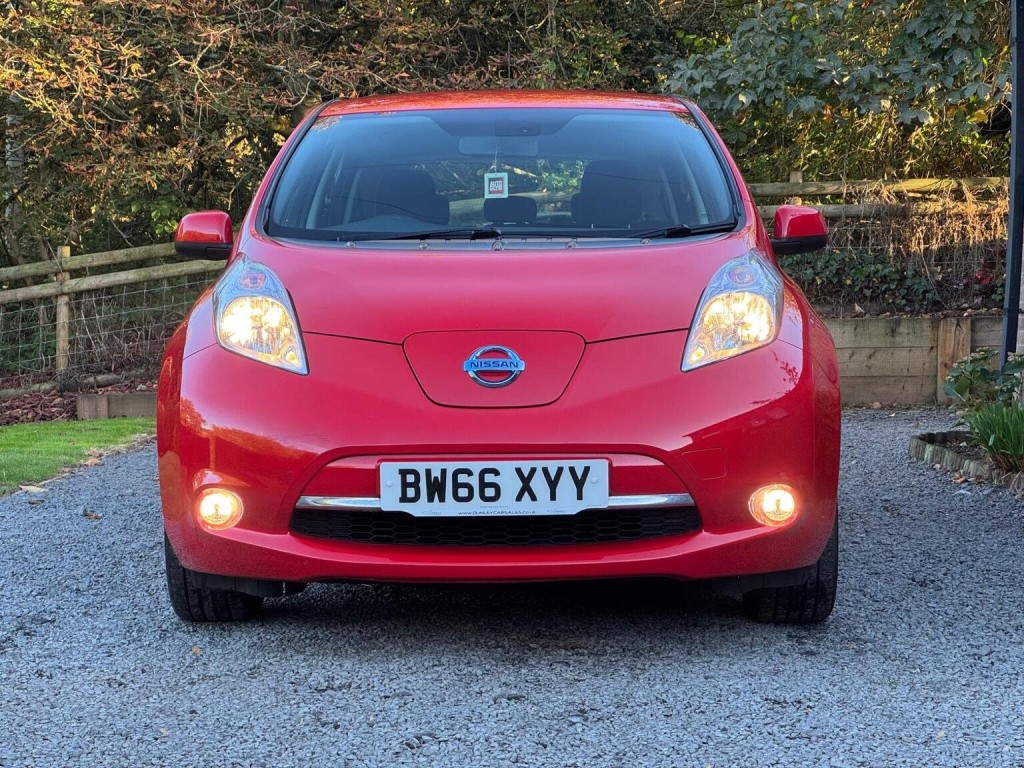 NISSAN LEAF 24kWh Acenta Auto 5dr 2016