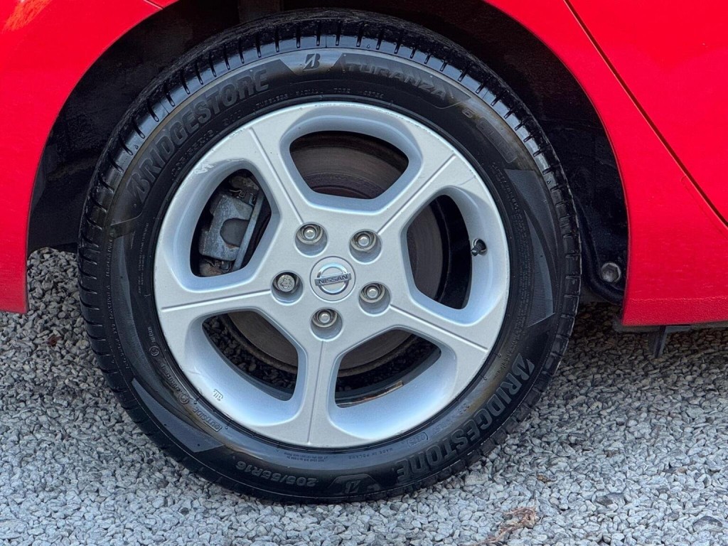 NISSAN LEAF 24kWh Acenta Auto 5dr 2016