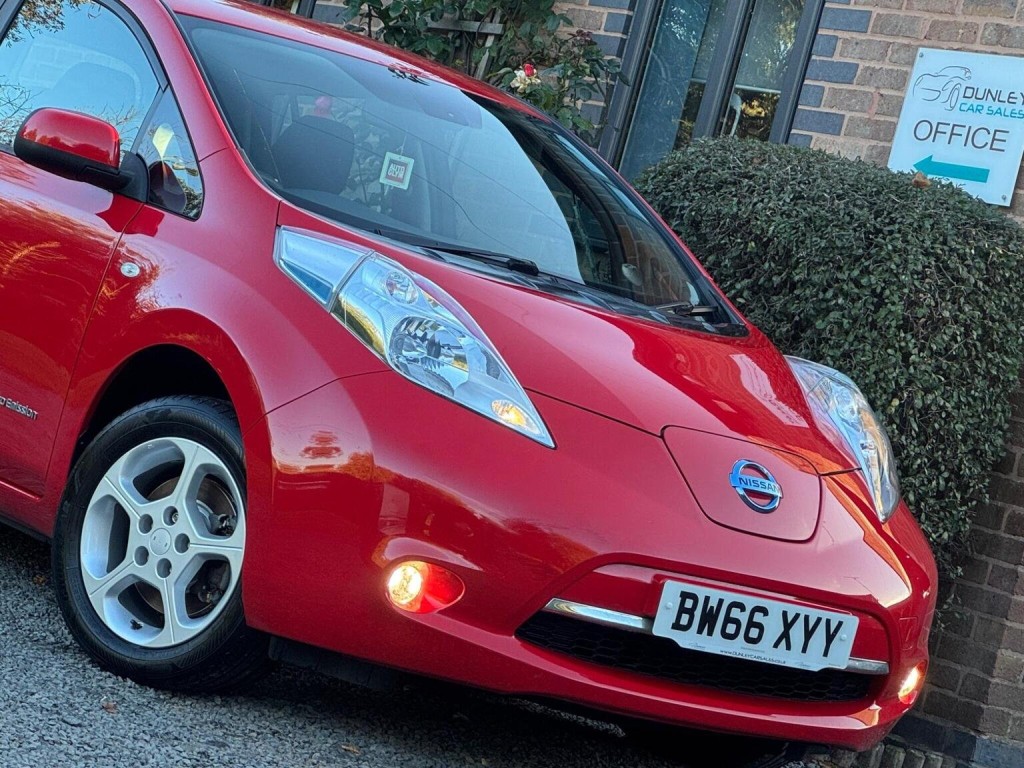 NISSAN LEAF 24kWh Acenta Auto 5dr 2016