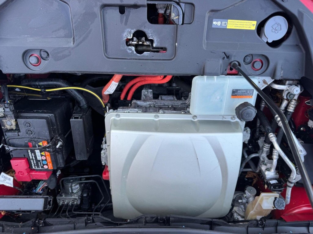 NISSAN LEAF 24kWh Acenta Auto 5dr 2016