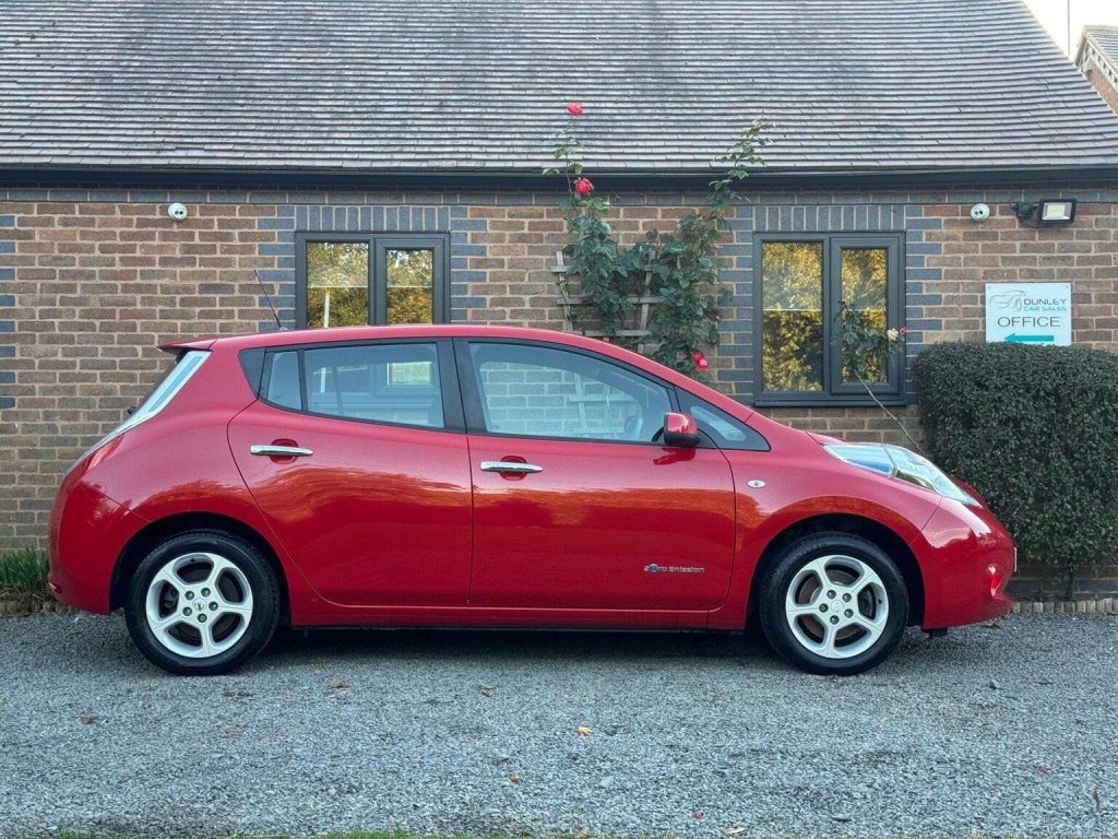 NISSAN LEAF 24kWh Acenta Auto 5dr 2016