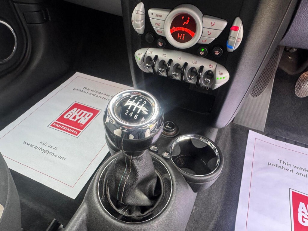 MINI HATCH 1.6 Cooper D Camden Euro 4 3dr 2009