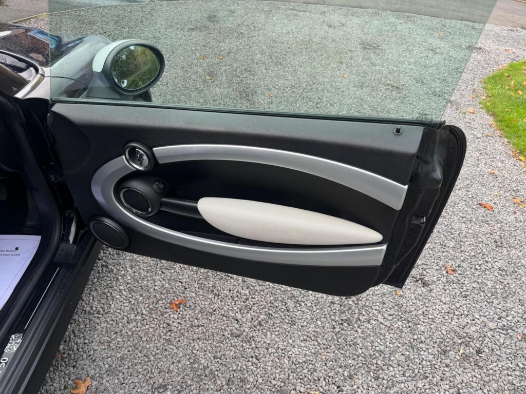 MINI HATCH 1.6 Cooper D Camden Euro 4 3dr 2009