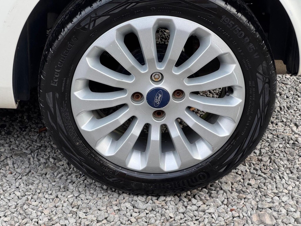 FORD KA 1.2 Zetec Euro 5 (s/s) 3dr 2014