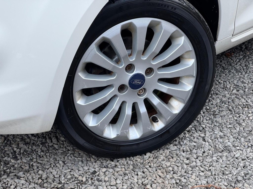 FORD KA 1.2 Zetec Euro 5 (s/s) 3dr 2014