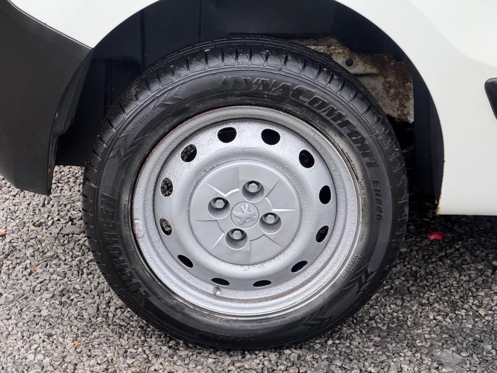 PEUGEOT BIPPER 1.4 HDi 8v S Class II FWD L1 H1 3dr 2011