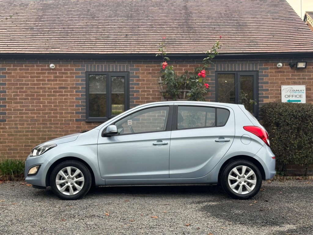 HYUNDAI I20 1.2 Active Euro 5 5dr 2013