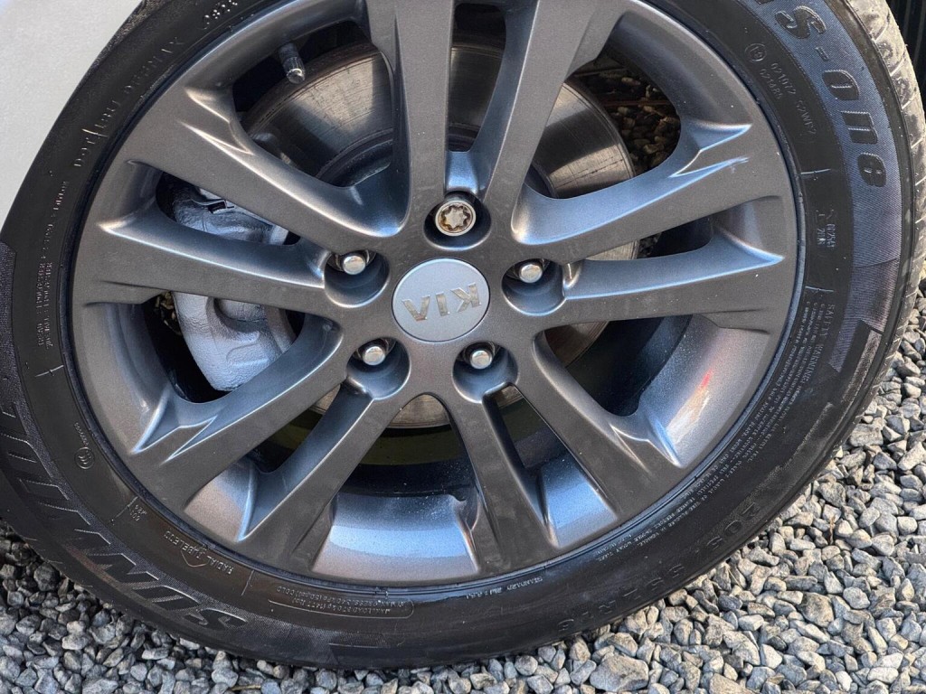 KIA CEED 1.6 CRDi EcoDynamics 2 Euro 5 (s/s) 5dr 2012