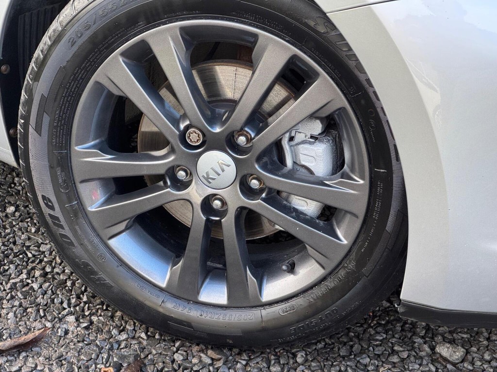 KIA CEED 1.6 CRDi EcoDynamics 2 Euro 5 (s/s) 5dr 2012