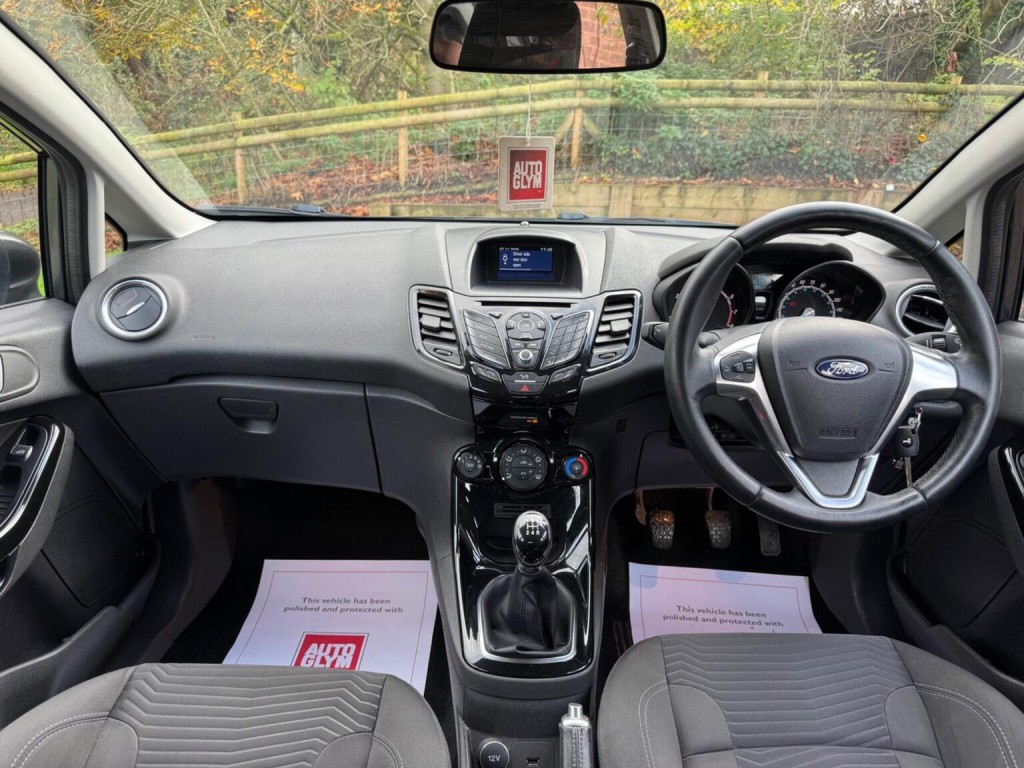 FORD FIESTA 1.25 Zetec Euro 6 5dr 2017