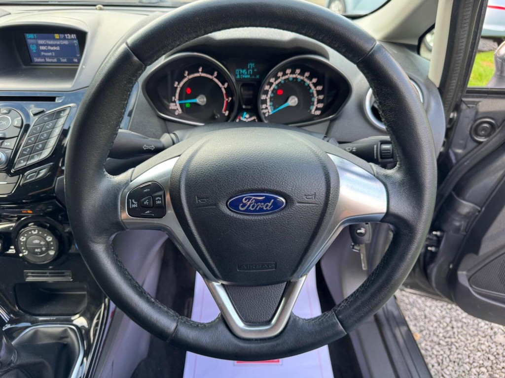 FORD FIESTA 1.25 Zetec Euro 6 5dr 2017
