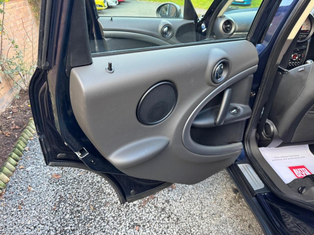 MINI COUNTRYMAN 1.6 Cooper D ALL4 Euro 5 (s/s) 5dr 2012