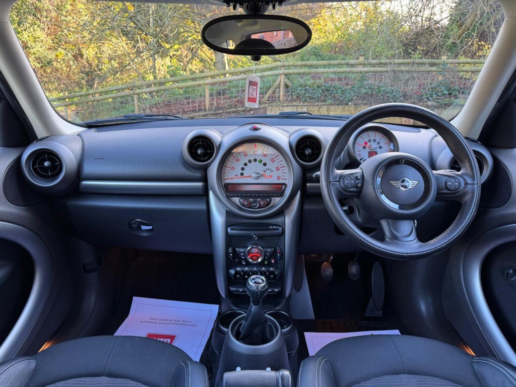 MINI COUNTRYMAN 1.6 Cooper D ALL4 Euro 5 (s/s) 5dr 2012