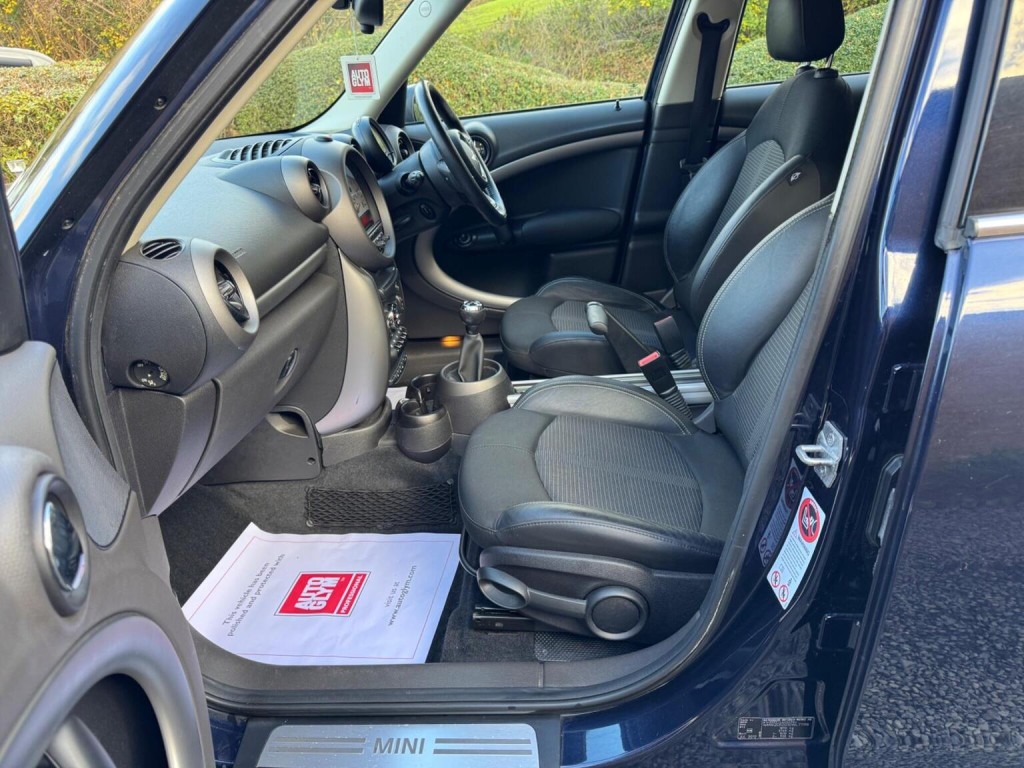 MINI COUNTRYMAN 1.6 Cooper D ALL4 Euro 5 (s/s) 5dr 2012