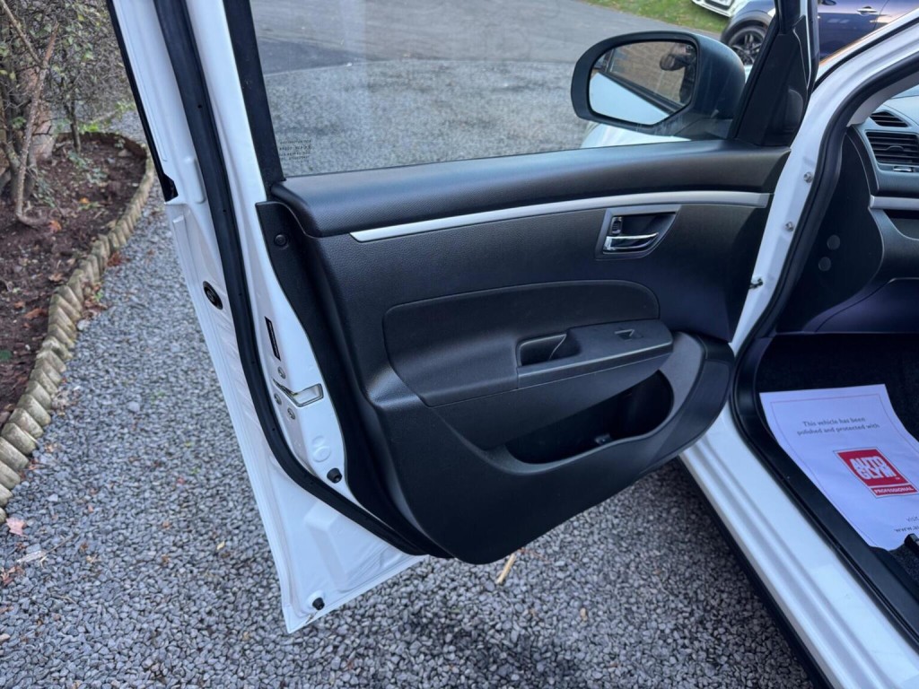 SUZUKI SWIFT 1.2 SZ4 ALLGRIP Euro 5 5dr 2013