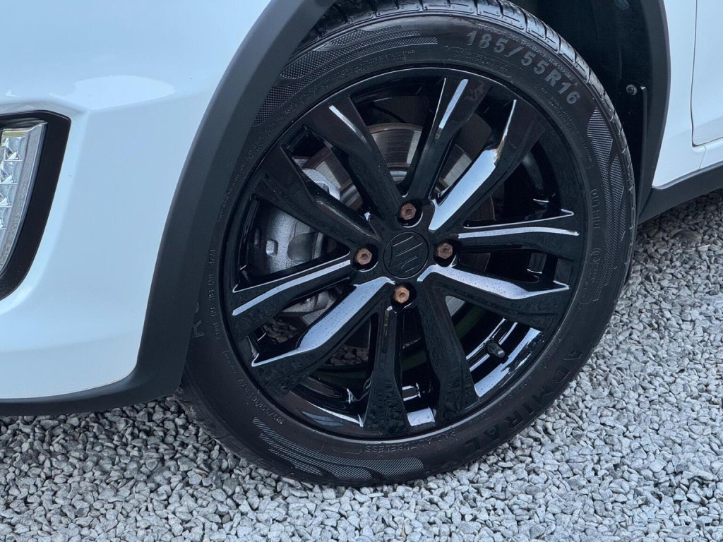 SUZUKI SWIFT 1.2 SZ4 ALLGRIP Euro 5 5dr 2013