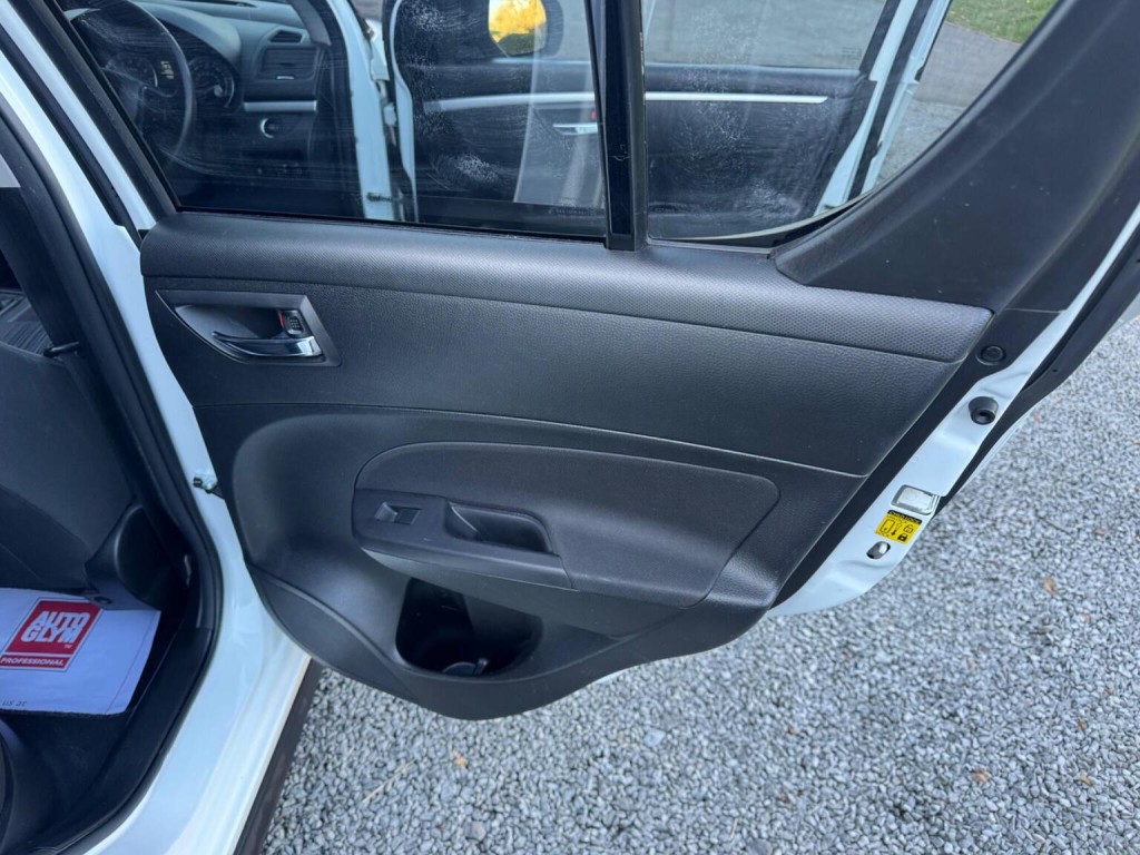 SUZUKI SWIFT 1.2 SZ4 ALLGRIP Euro 5 5dr 2013