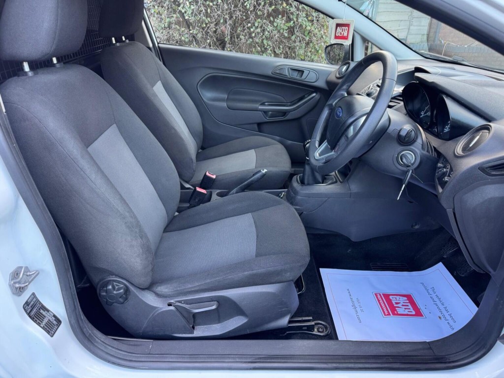 FORD FIESTA VAN 1.5 TDCi Panel Van 3dr 2014