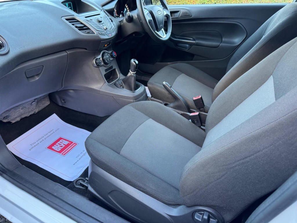 FORD FIESTA VAN 1.5 TDCi Panel Van 3dr 2014